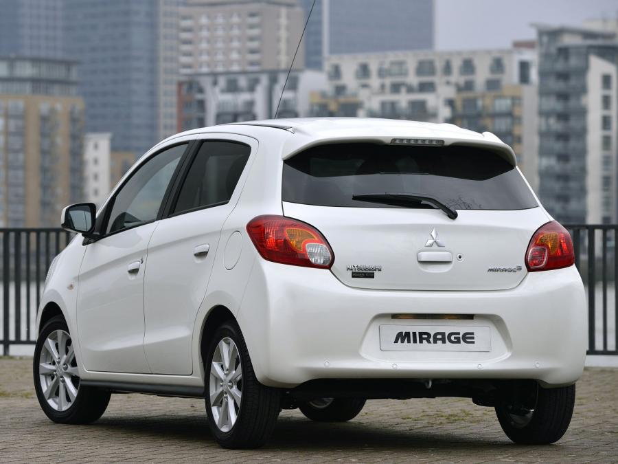  Mitsubishi Mirage 2013 года  (UK) (фото 18 из 31)